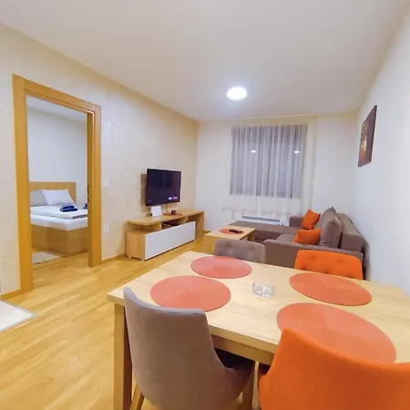 Marija Lux 아파트